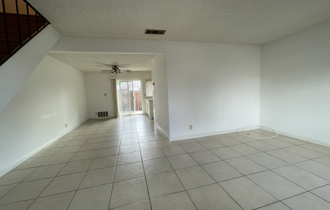1402 JACQUELINE PL