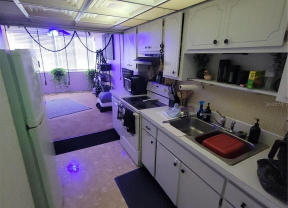 4880 Locust St NE Apt 323