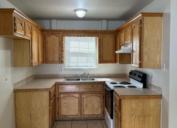 1405 DONALDSON AVE