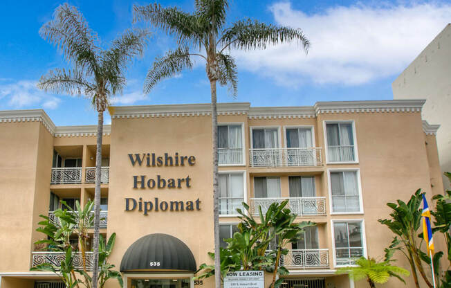 Apartment Building in Los Angeles