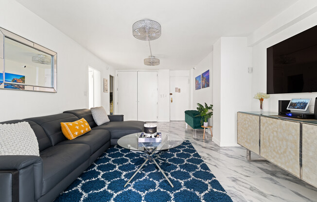 1 bed, 1 bath, 850 sqft, $5,000, Unit 14A