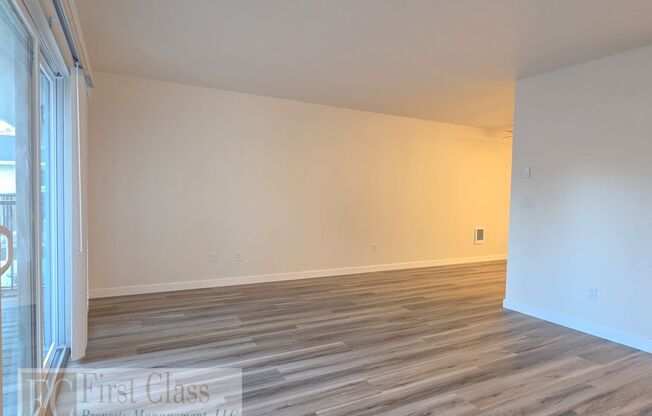 2 beds, 1 bath, 672 sqft, $1,395, Unit 24