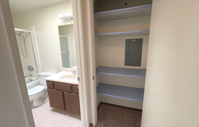 1 bed, 1 bath, $2,300