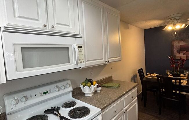 1 bed, 1 bath, 750 sqft, $2,270, Unit 1704