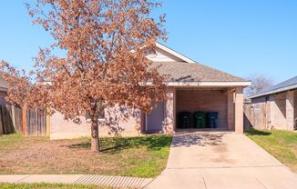 TWO WEEKS FREE!!!  Charming 3-Bedroom Home Near Lackland AFB!