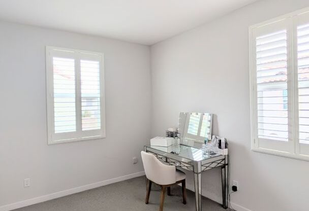 3 beds, 2.5 baths, $2,550, Unit # 67104