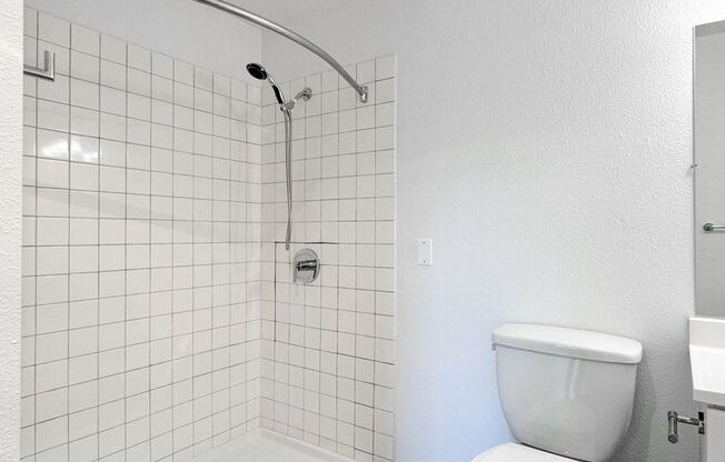 1 bed, 1 bath, 480 sqft, $1,450, Unit 404