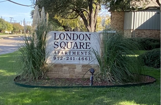 London Square Apartments