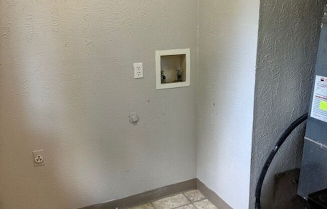 Hillside Rentals (4722 N. 61st St.)