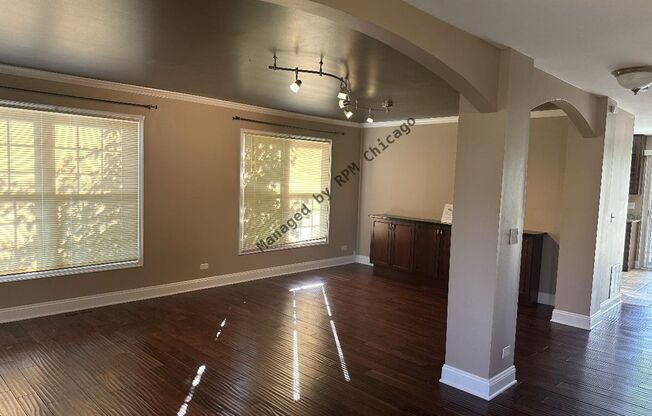 5490 Fox Path Ln Hoffman Estates, IL 60192