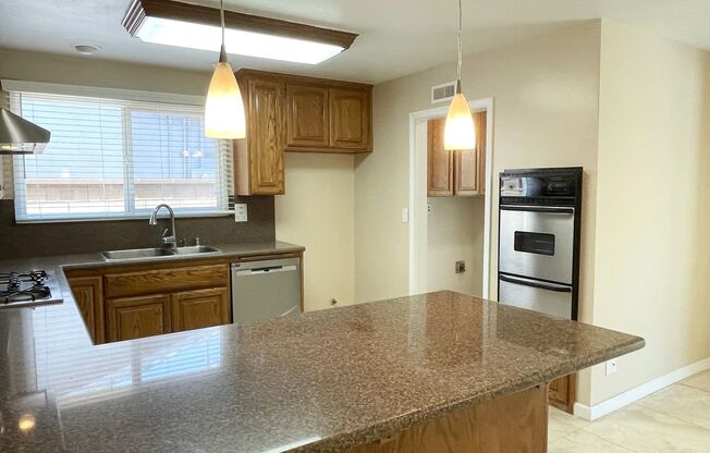 Stunning 4+2 West Hills Home Completely Redone!