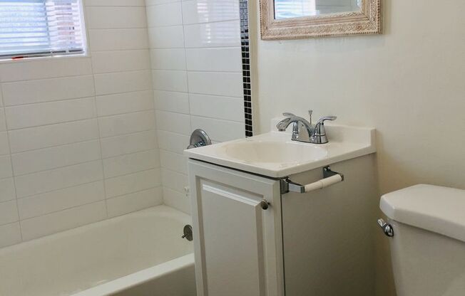 Studio, 1 bath, 410 sqft, $1,500, Unit 11