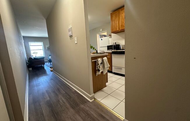 1 bed, 1 bath, $1,195, Unit 309