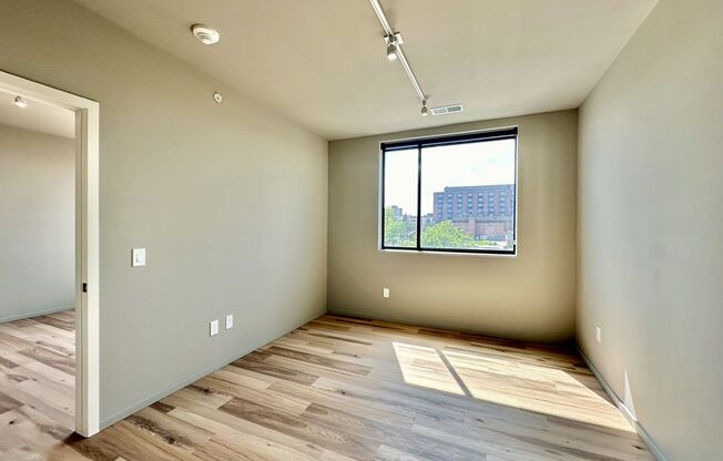 1 bed, 1 bath, 779 sqft, $1,430, Unit HW-509