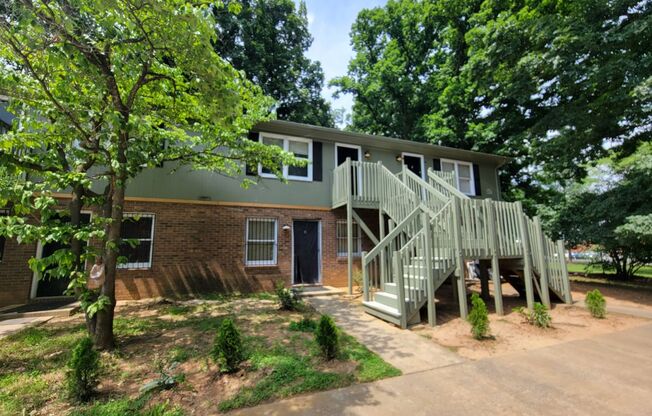 201 E. Meadowview Road