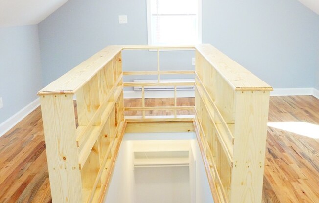 907 Hudson Avenue FHY Properties, LLC