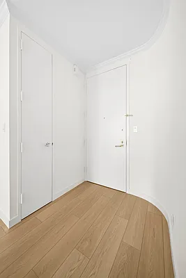Studio, 1 bath, $6,250, Unit 15A