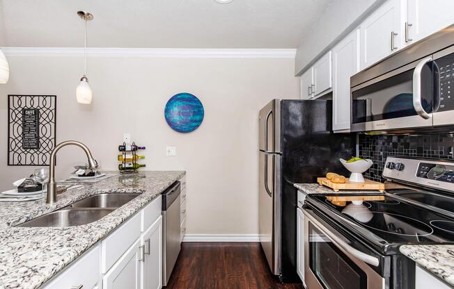 1 bed, 1 bath, 810 sqft, $1,485