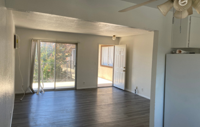 1518 Moorpark Ave #4