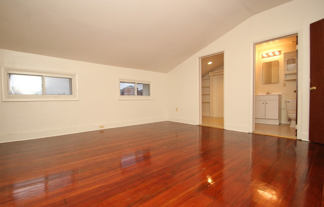214 W. Monument St