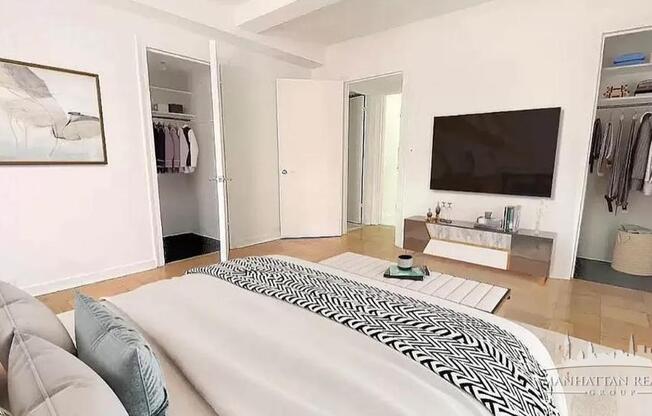 2 beds, 1 bath, 565 sqft, $4,850, Unit 9E