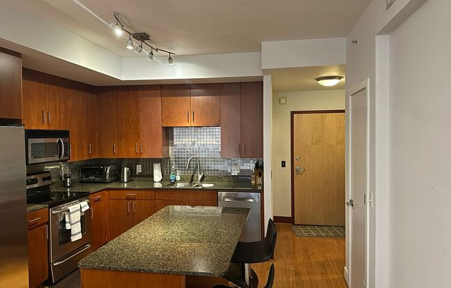 1 bed, 1 bath, $2,650, Unit Apt 206