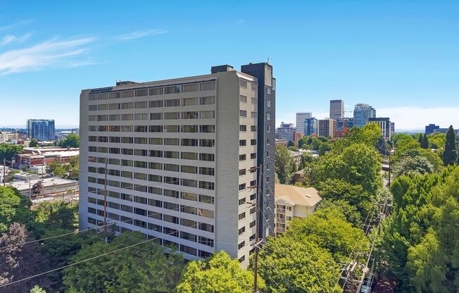 1 bed, 1 bath, 612 sqft, $1,075, Unit GH12-K