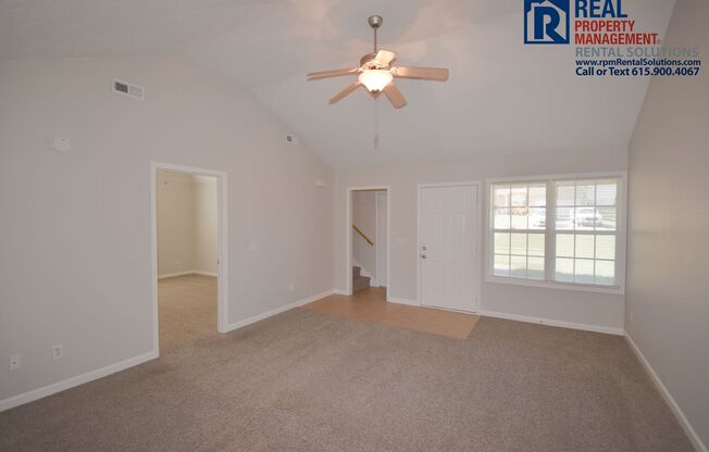 Adorable Brick home with bonus room and garage in Smyrna!!