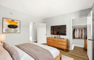 2 beds, 1.5 baths, 938 sqft, $2,850, Unit 612-6