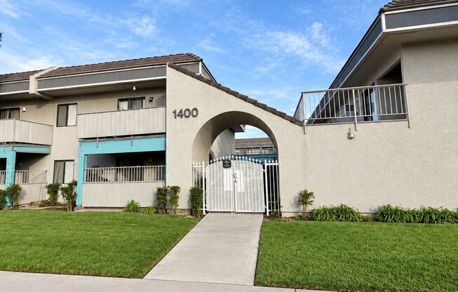 1400 Peckham St