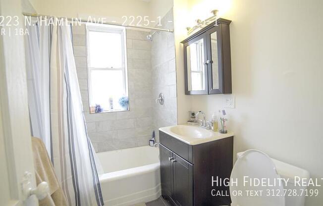 2223 North Hamlin Avenue