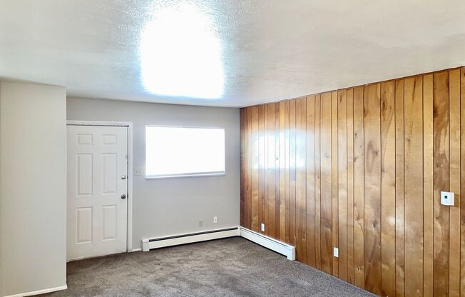 Holland Park Blvd. 1116