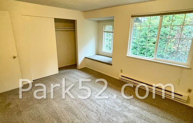 2 beds, 1.5 baths, $1,895, Unit 9505-#B