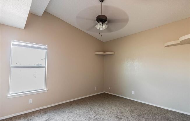 11808 Daplin Way