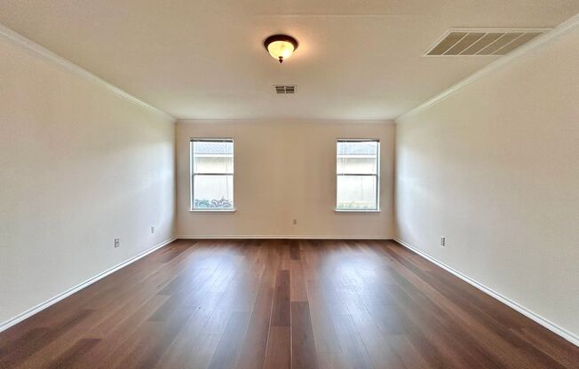 102 ADAMAE LN