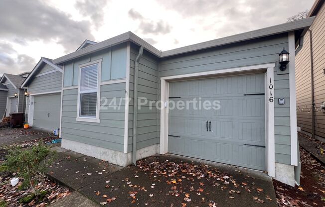 2 beds, 2 baths, $1,995