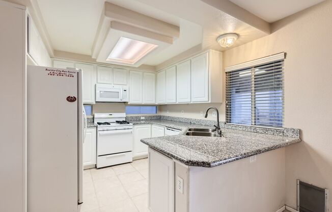 4 beds, 2.5 baths, $2,395