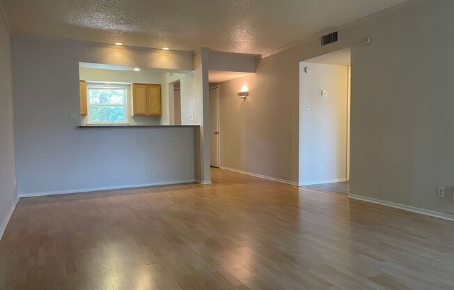 2 beds, 1 bath, 992 sqft, $1,414, Unit ABB-1-221