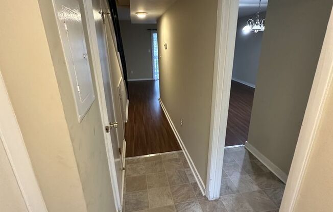 2 bd 1.5 ba Townhome