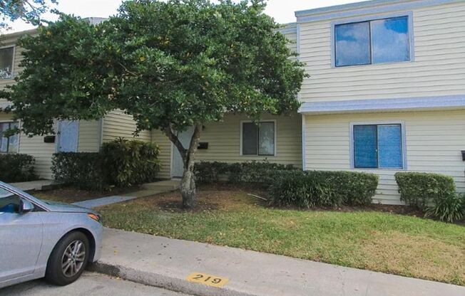 219 DEBORA CT