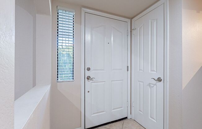 1 bed, 1 bath, $1,600, Unit #337