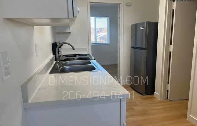 1 bed, 1 bath, 303 sqft, $795, Unit Unit 211