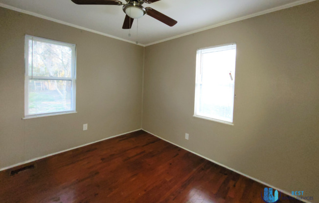 2 beds, 1 bath, $1,350