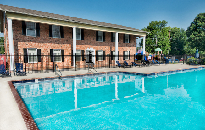 Waterford Square Apartments Pool in Huntsville, AL