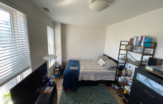 611 Otis Place