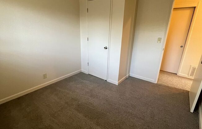 2 beds, 1 bath, $2,150, Unit 305