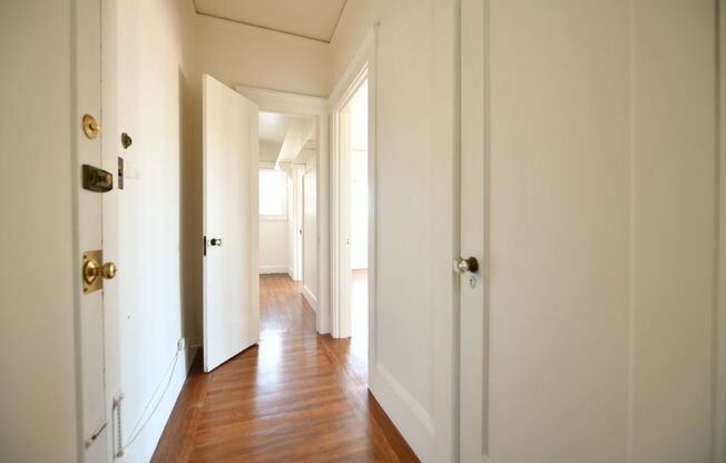 Studio, 1 bath, $1,895, Unit 04