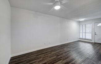 Studio, 1 bath, 380 sqft, $950, Unit 202