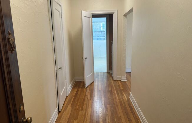 2 beds, 2 baths, 1,303 sqft, $2,200, Unit New King Edward 202