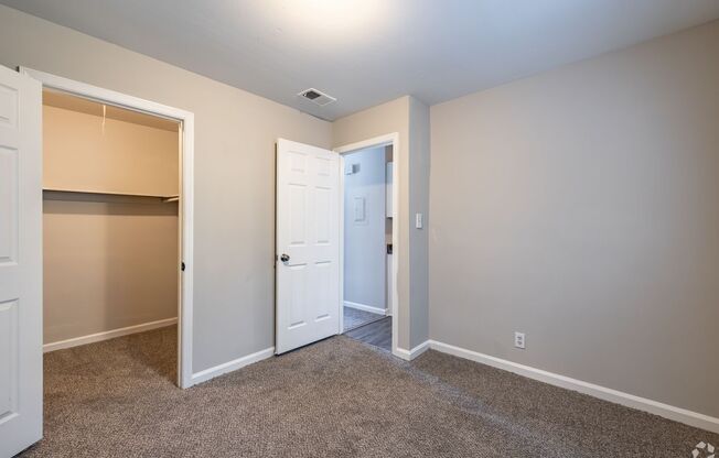 1 bed, 1 bath, 595 sqft, $799, Unit C-12